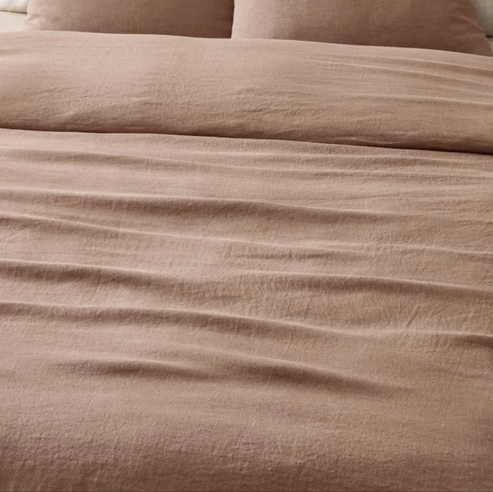 Signature TENCEL™ Linen King Duvet Cover,Color Mulberry,Retail Price $249.00 USD